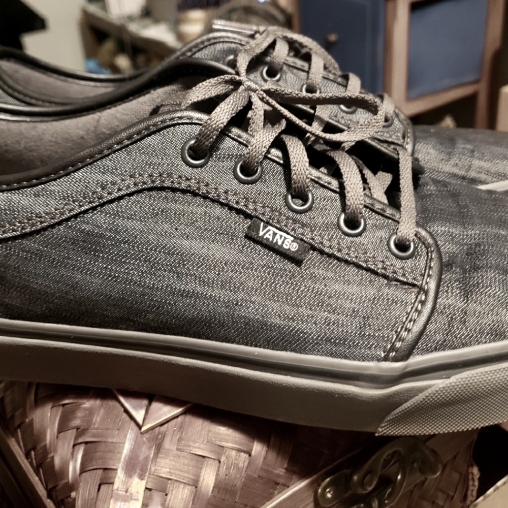 VANS 11.5 ultracush sneakers black and grey